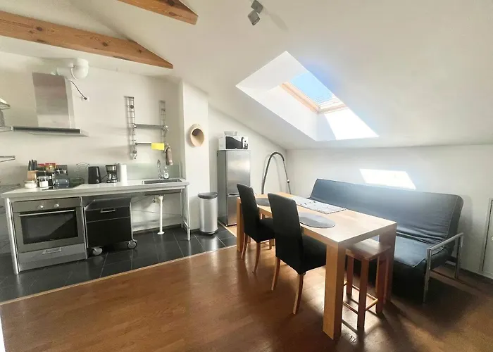 Old Town Self Check-in Апартаменты Таллин